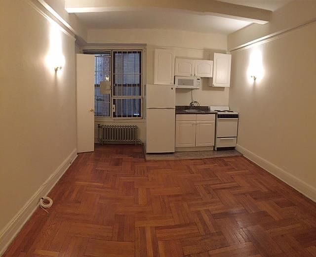2nd image of 211 E 35th St APT 1G