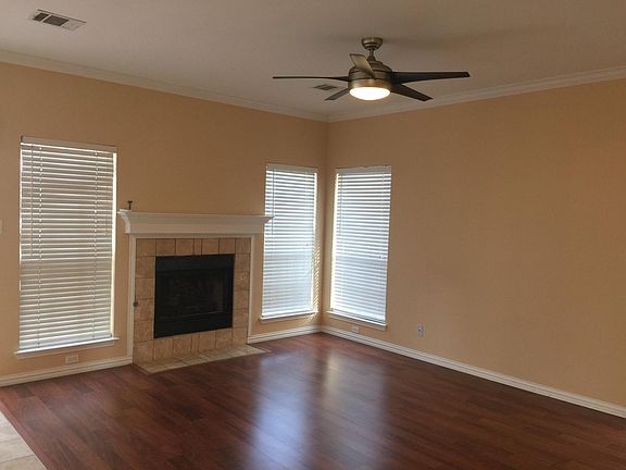 3rd image of 2208 Rick Whinery Dr