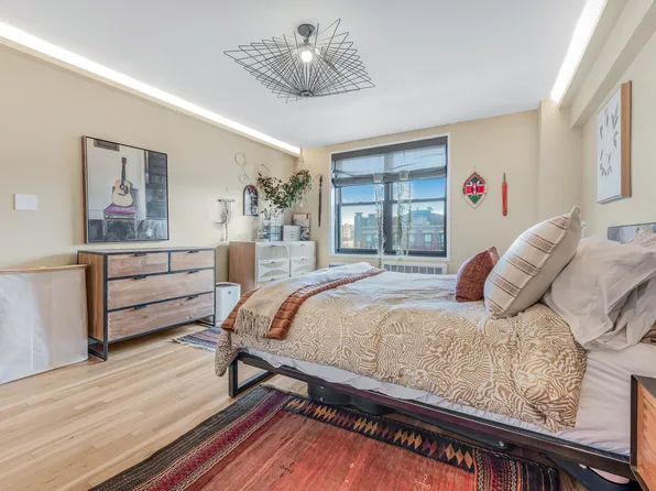 425 East 26th Street image 11 of 19