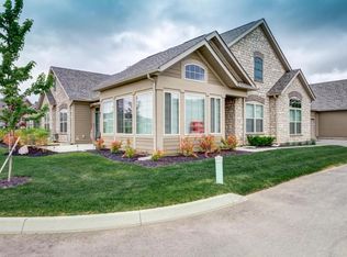 306 Stoneshire Loop, Pataskala, OH 43062