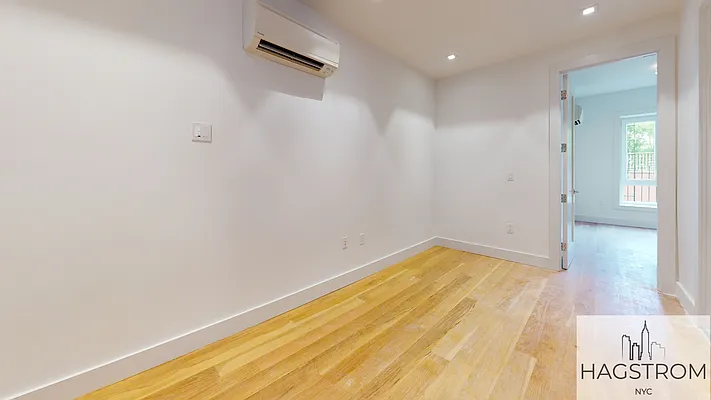 Rented by Hagstrom Management Inc | media 30