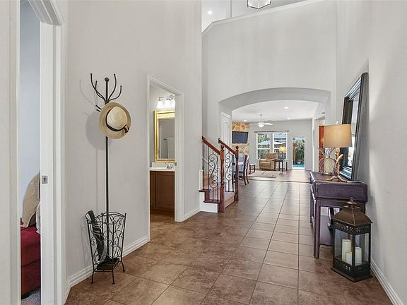 5th image of 2660 Yacht Club Dr