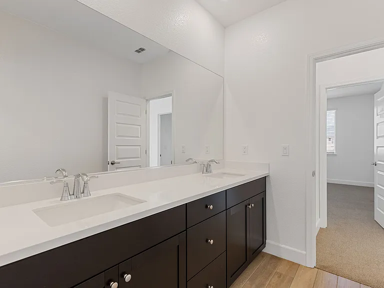 1072 Caraballo Dr — Photo 34