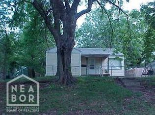 809 Dill St, Newport, AR 72112
