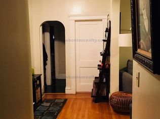 30 Littell Rd #3MC, Brookline, MA 02446