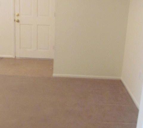 5th image of 419 Duchess Ct APT D