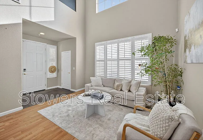 729 Copperfield Ct — Photo 15