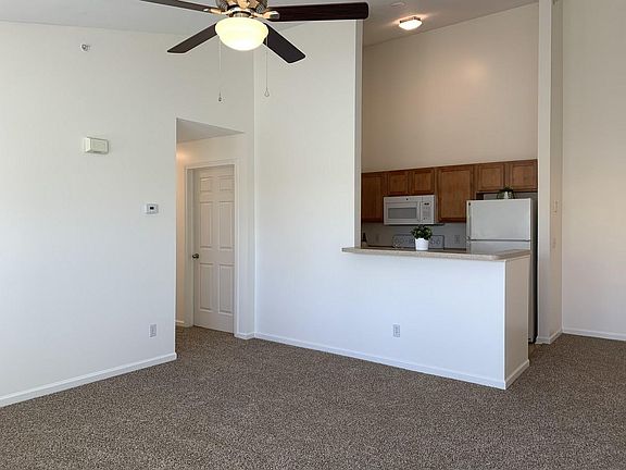 5th image of 12923 Townsend Dr APT 211