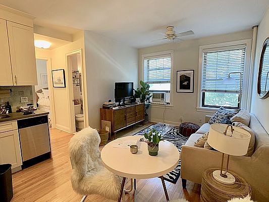 3rd image of 85 Barrow St APT 3M