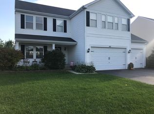 601 Republic Ave, Elburn, IL 60119