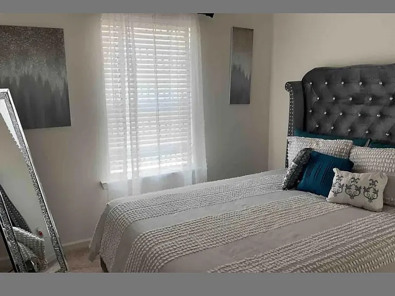670 Providence Pl SW — Photo 7
