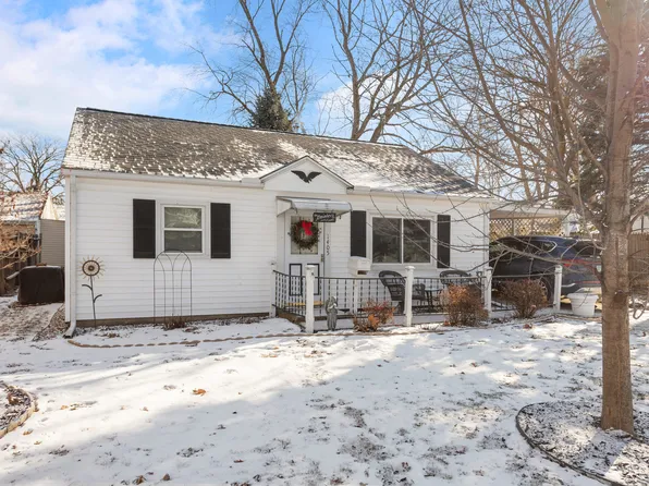 1405 Prairieview Dr, Rantoul, IL 61866