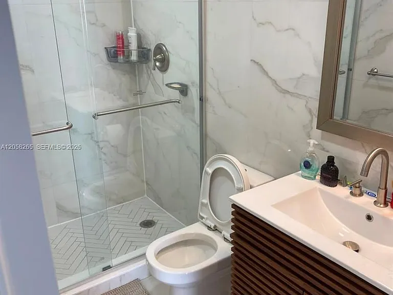 150 Ocean Lane Dr #8B — Photo 10