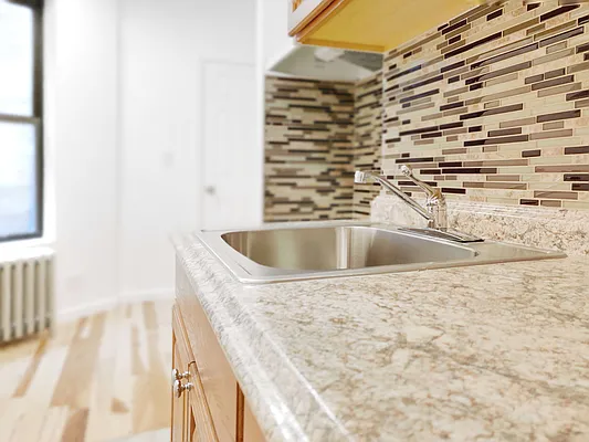 Rented by Union Square Property Management | media 9