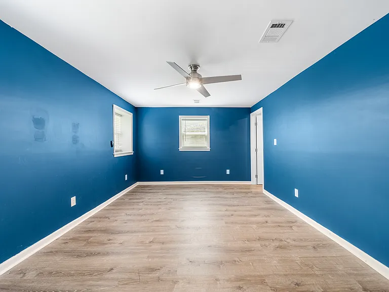 2128 Mark Trl — Photo 37