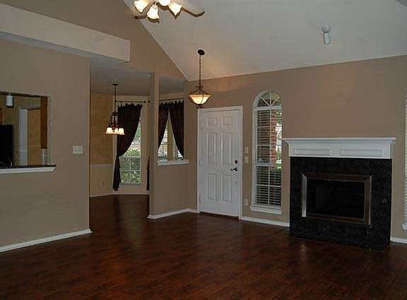 5th image of 910 Brose Dr