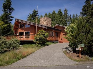 12 Makah Way, La Conner, WA 98257