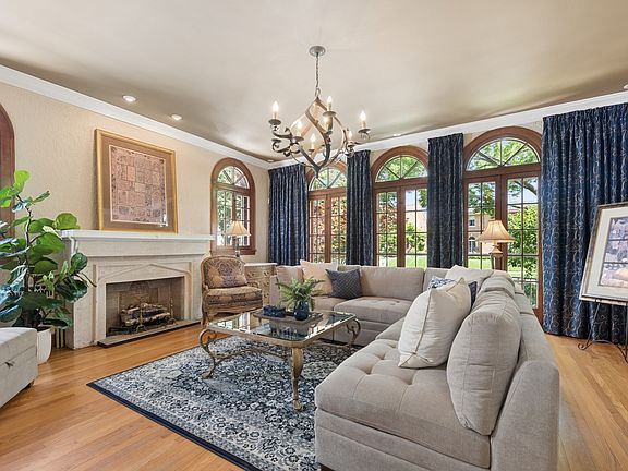 5th image of 1101 Rossell Ave