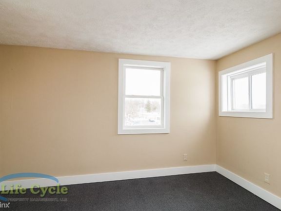 7 E Muskegon Unit B Bedroom 1