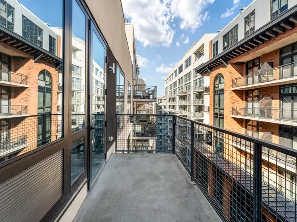 148 1st Street image 177 of 204