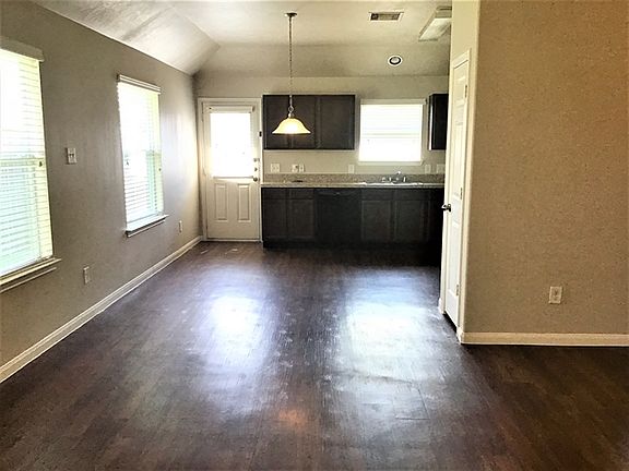 5th image of 5942 Brenwood Trails Ln