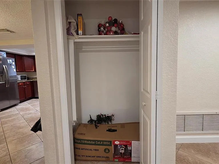 7340 Brentwood Dr — Photo 24