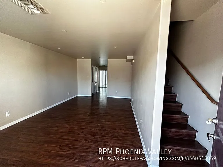 Bell Villas Apartments — Photo 23