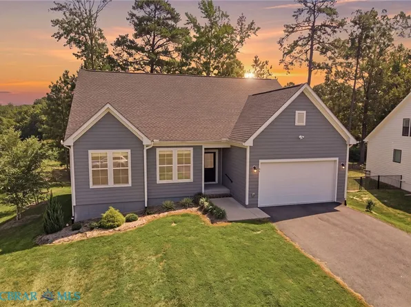 54 Genevieve, Irvington, VA 22480