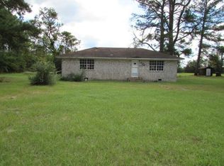 4020 4th St, Mayesville, SC 29104