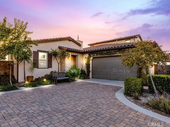35 Cantar St, Mission Viejo, CA 92694
