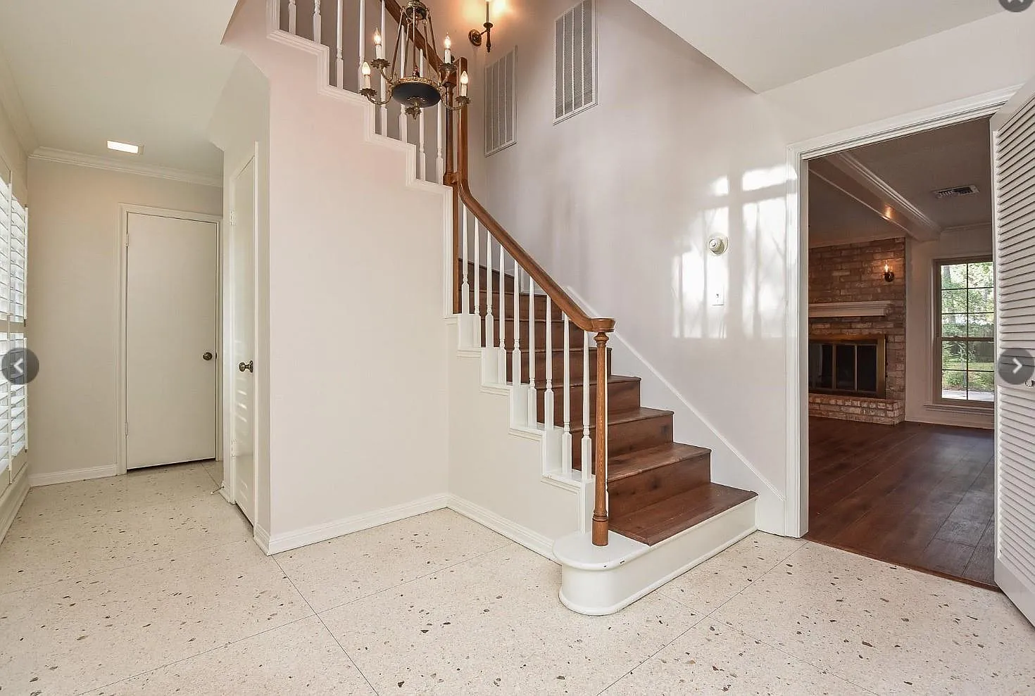 4 bed, 4.0 bath, 2998 sqft, $2,950 — Photo 4