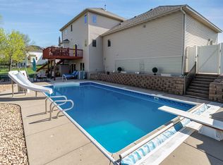 7058 137th Ave NW, Ramsey, MN 55303