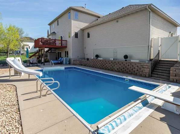 7058 137th Ave NW, Ramsey, MN 55303