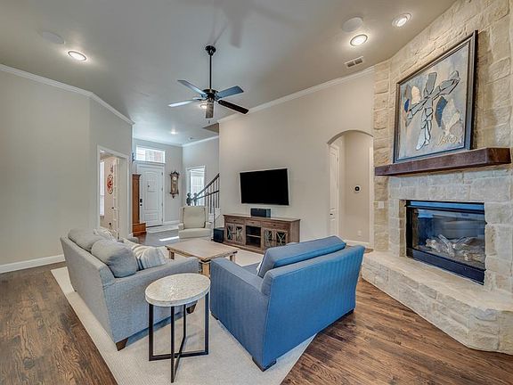 4th image of 4414 Vineyard Creek Dr