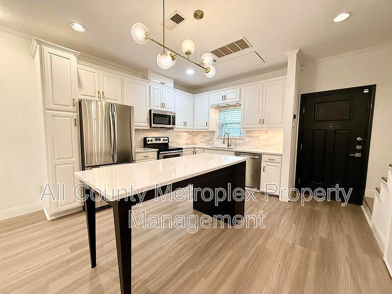 1st image of 2727 Shelby Ave APT H