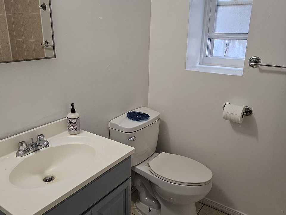 1st image of 919 E 227th St #1