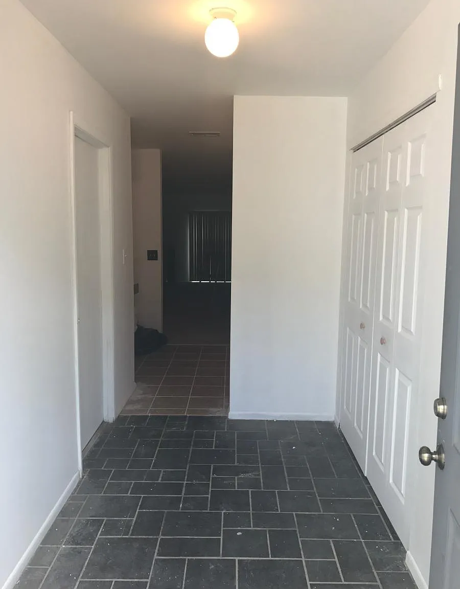 3 bed, 2.5 bath, 1879 sqft, $3,100 — Photo 4