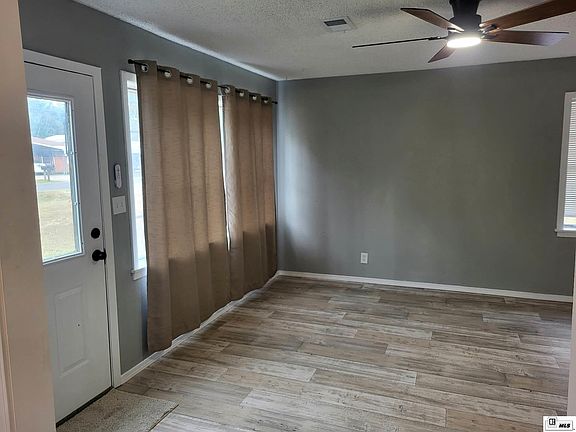 5th image of 311 Walters St