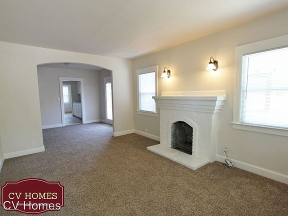 2nd image of 986 N Broadway St