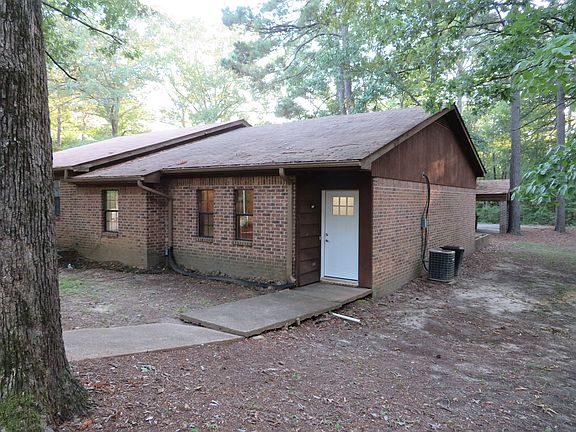 4th image of 1026 Village Dr #106