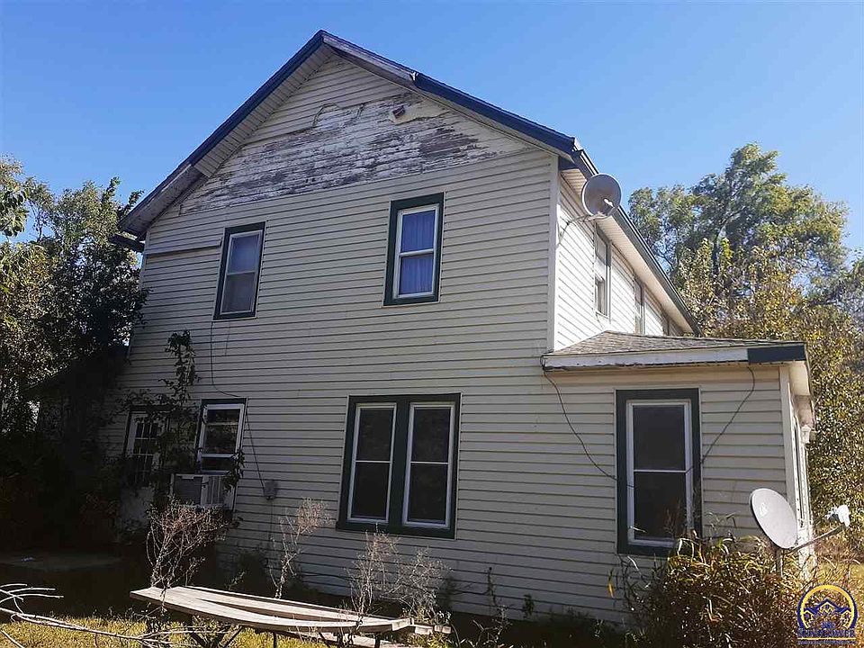 2nd image of 502 Chase St