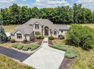 18534 Tonkel Rd, Auburn, IN 46706