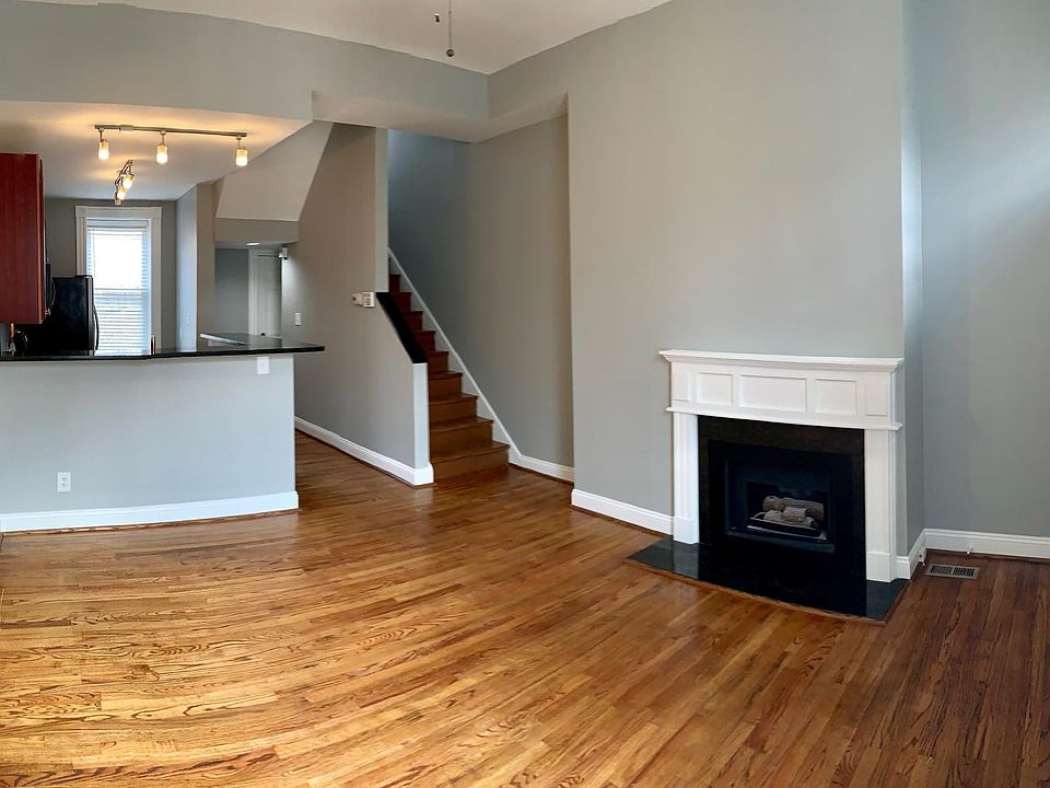 1st image of 819 Russell Blvd