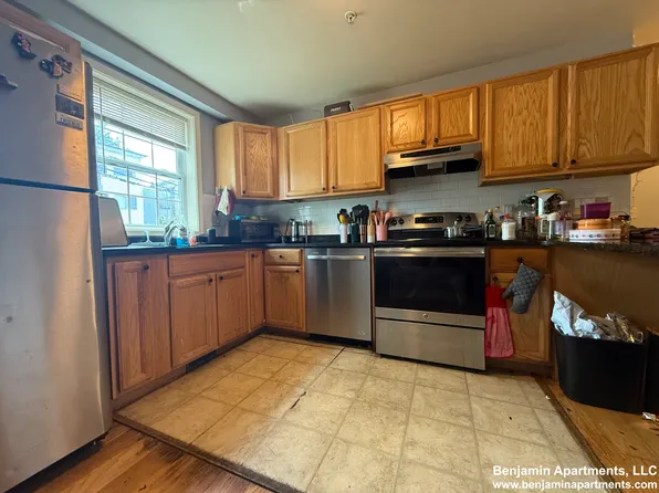 36 Raymond St, Allston, MA