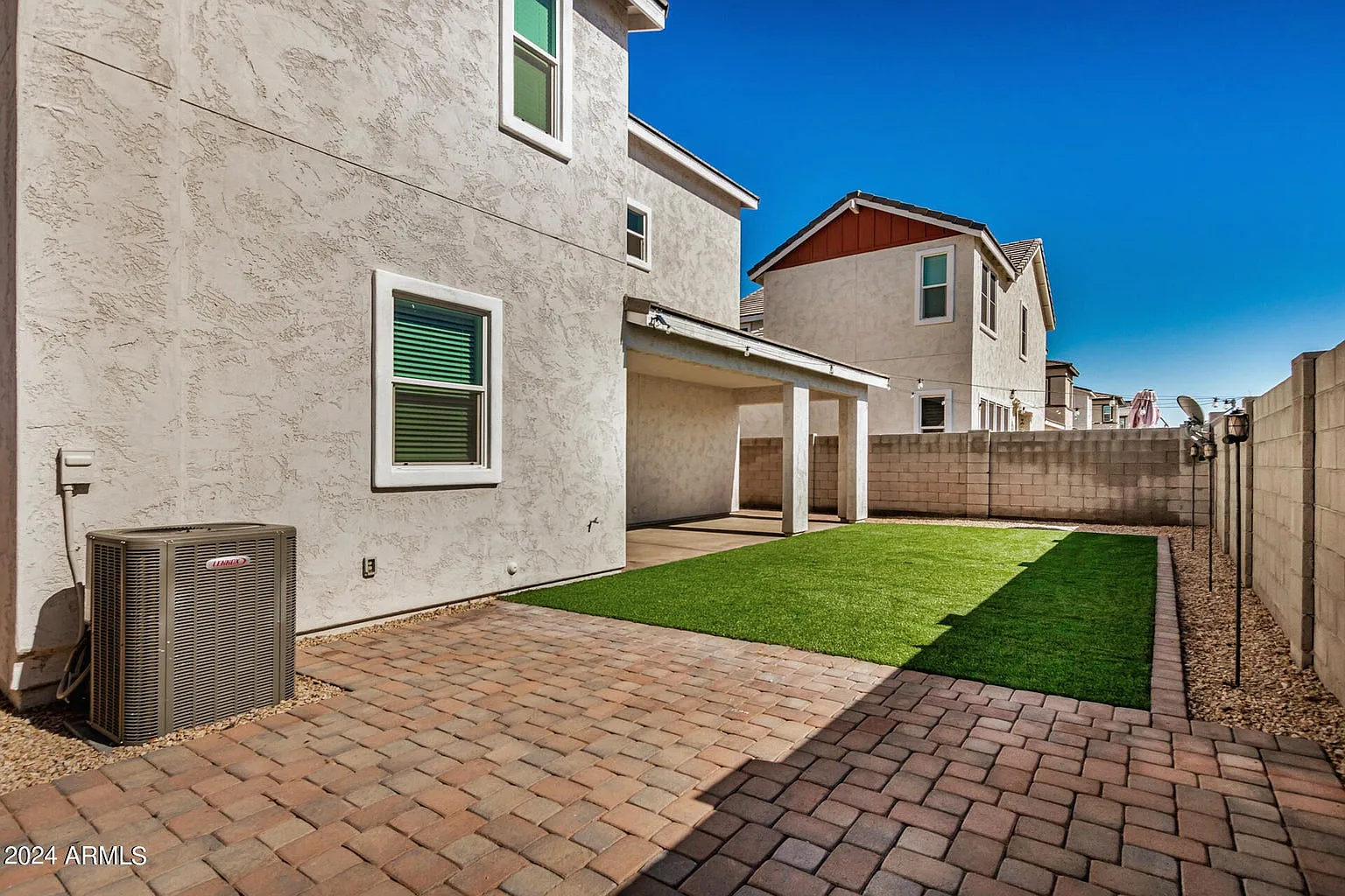 3 bed, 2.5 bath, 1723 sqft, $2,500 — Photo 4