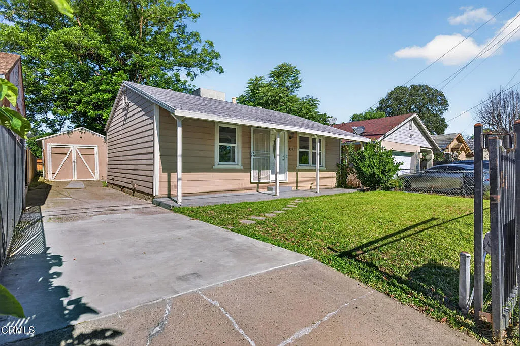 Building Photo - 3307 Belden St
