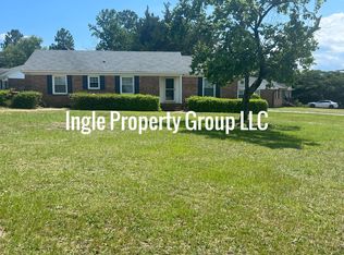5139 Chesapeake Rd, Fayetteville, NC 28311