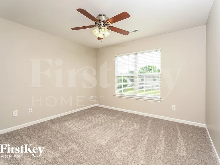 6600 Maderia Ct — Photo 14