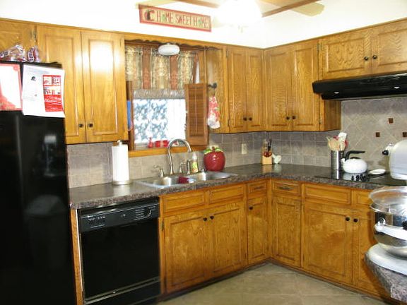 3rd image of 3915 Cole Porter Dr