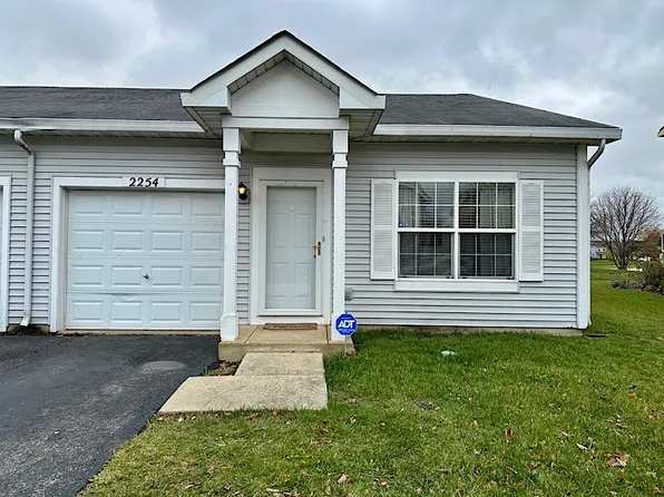 2254 Margaret Dr, Montgomery, IL 60538